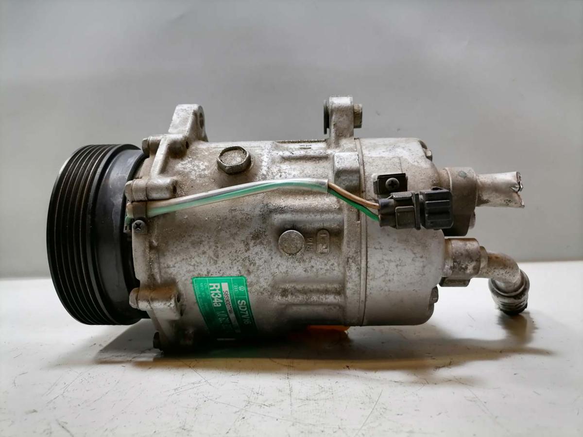 VW Golf IV original Klimakompressor 1J0820803A 1.6 74kw *AKL* BJ97